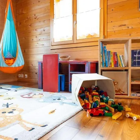 Mit Indoorrutschbahn By Interhome