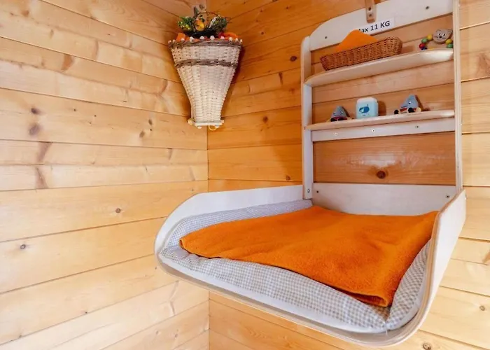 Mit Indoorrutschbahn By Interhome